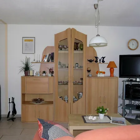 Uda Nyaraló *